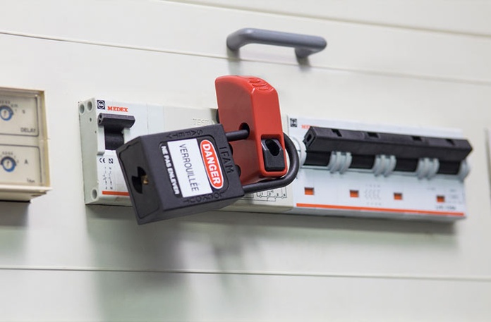 IFAM THERMAL-MAG. CIRCUIT -C3 090231 Lockout blokator