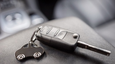 Zašto je važna dobra mašina za narezivanje auto ključeva?