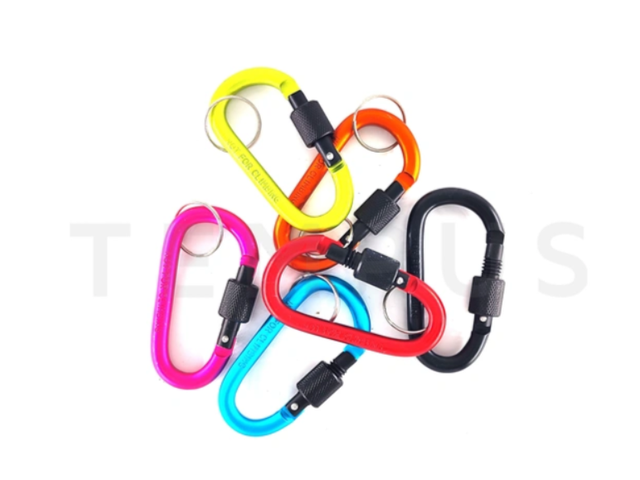 KARABINJER SA NAVOJEM 19740