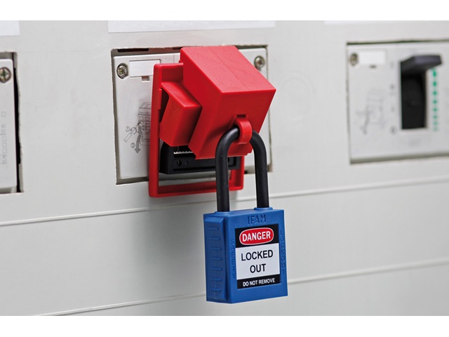 SF40AN BLUE 044740 KATANAC LOCKOUT 15603